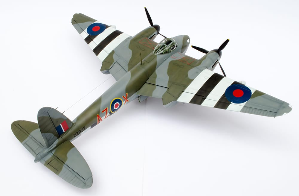 HK Models - 01E015 - de Havilland Mosquito B Mk IV Series II - painted model