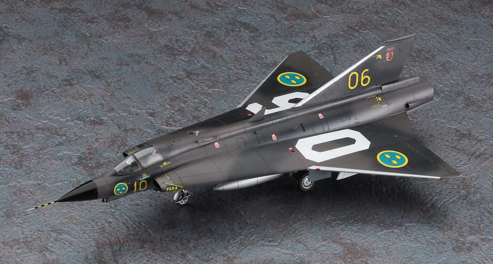 700 - Hasegawa - E48 - Saab J 35F-1/F-2 Draken - painted model