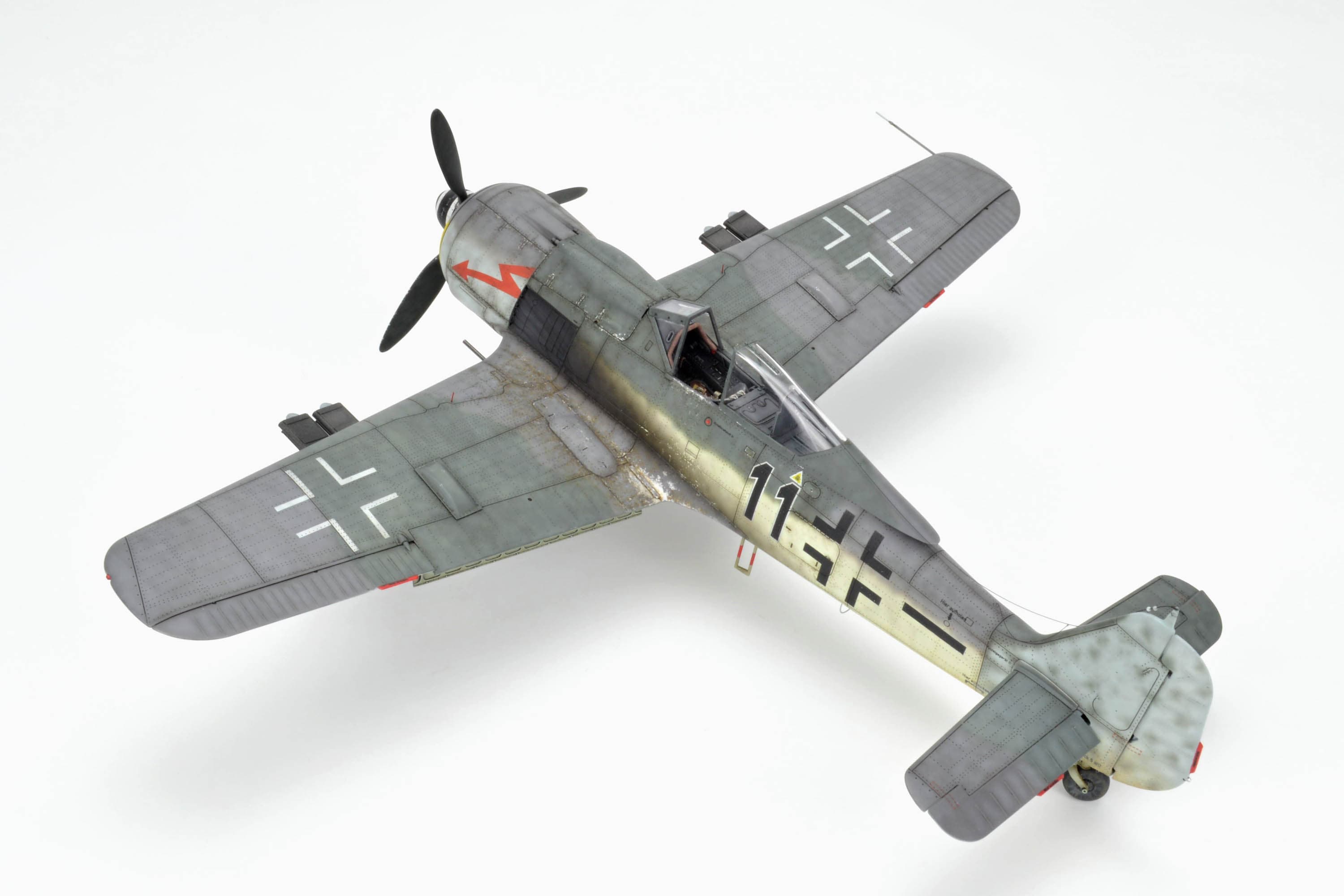 Eduard - 82139 - Focke-Wulf Fw 190 F-8 - painted model