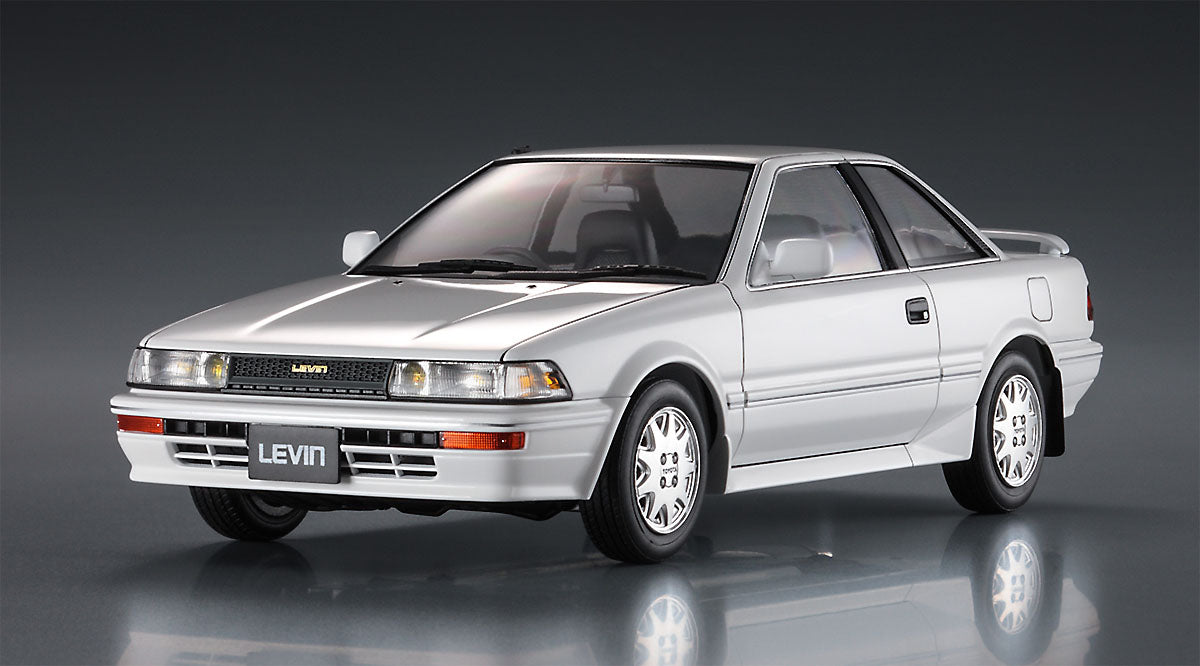 700 - 43831 - HMCC36 - Historic Car Series - painted model