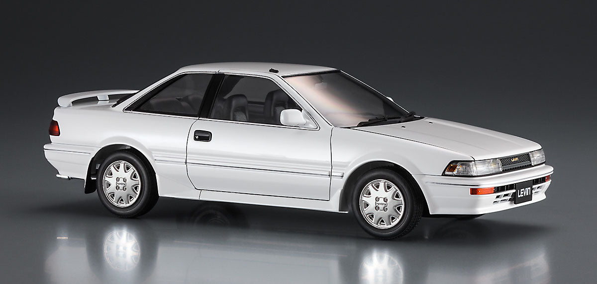 43831 - HMCC36 - Historic Car Series - painted model