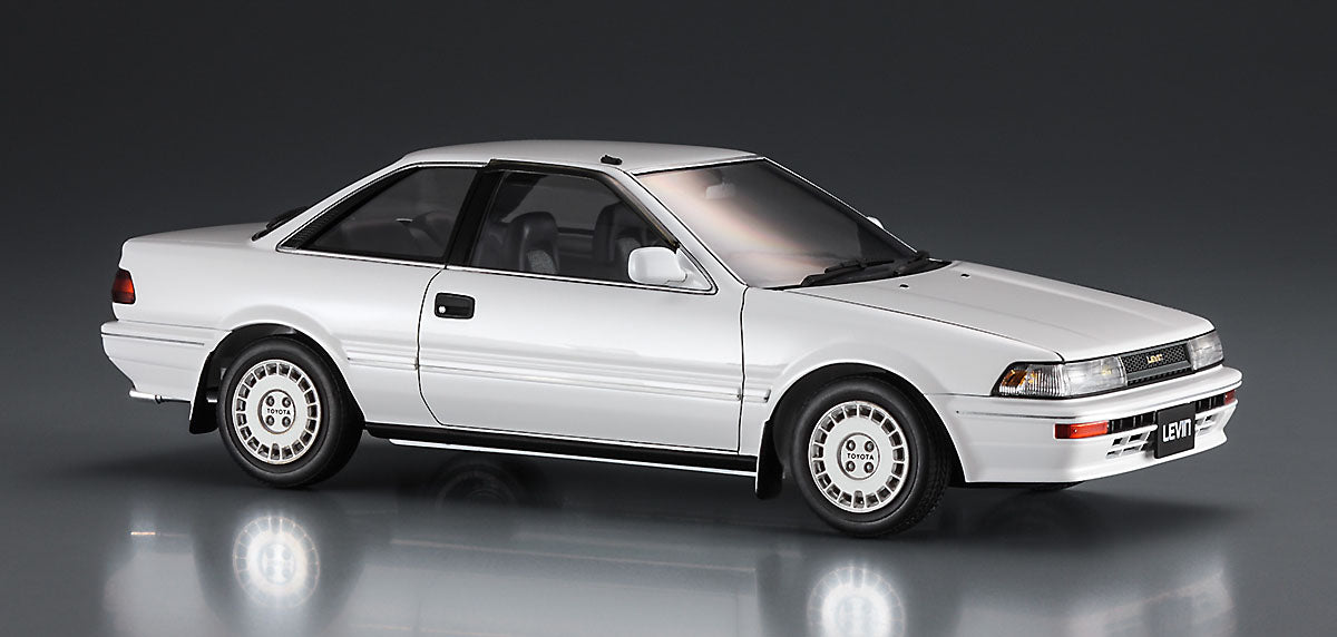 43831 - HMCC36 - Historic Car Series - painted model