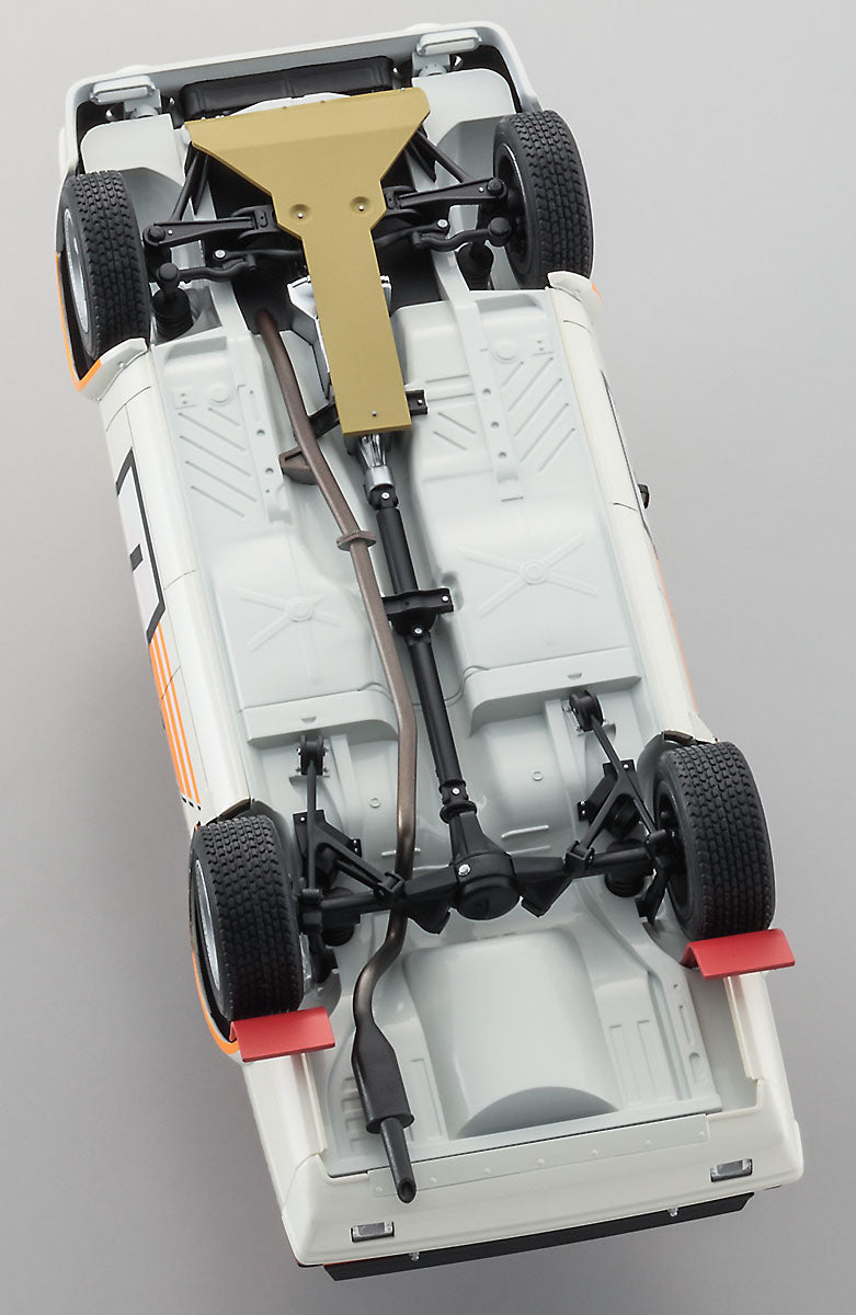 702 - 43831 - HMCC38 - Historic Car Series - painted model