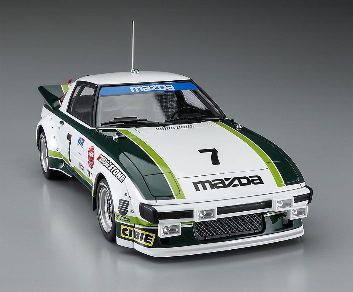 702 - 44197 - HMCC46 - Historic Car Series - painted model
