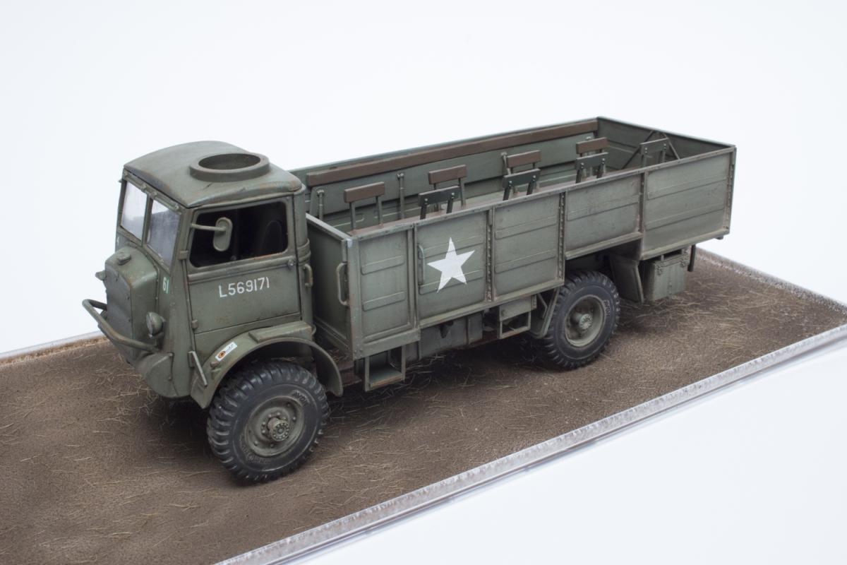 IBG - 35016 - Bedford QLT 3-ton 4×4 - painted model