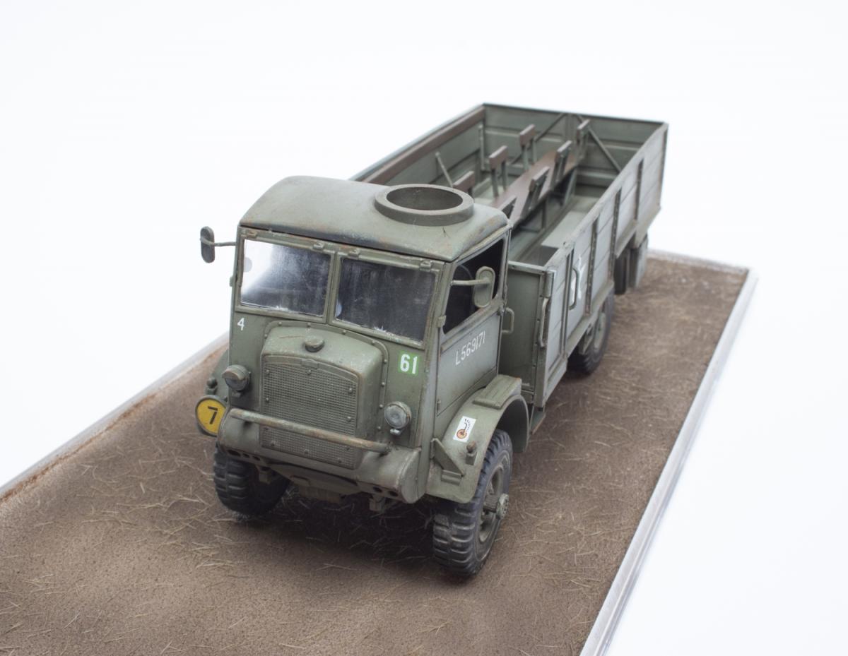 IBG - 35016 - Bedford QLT 3-ton 4×4 - painted model