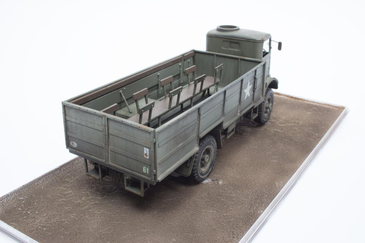 707 - IBG - 35016 - Bedford QLT 3-ton 4×4 - painted model