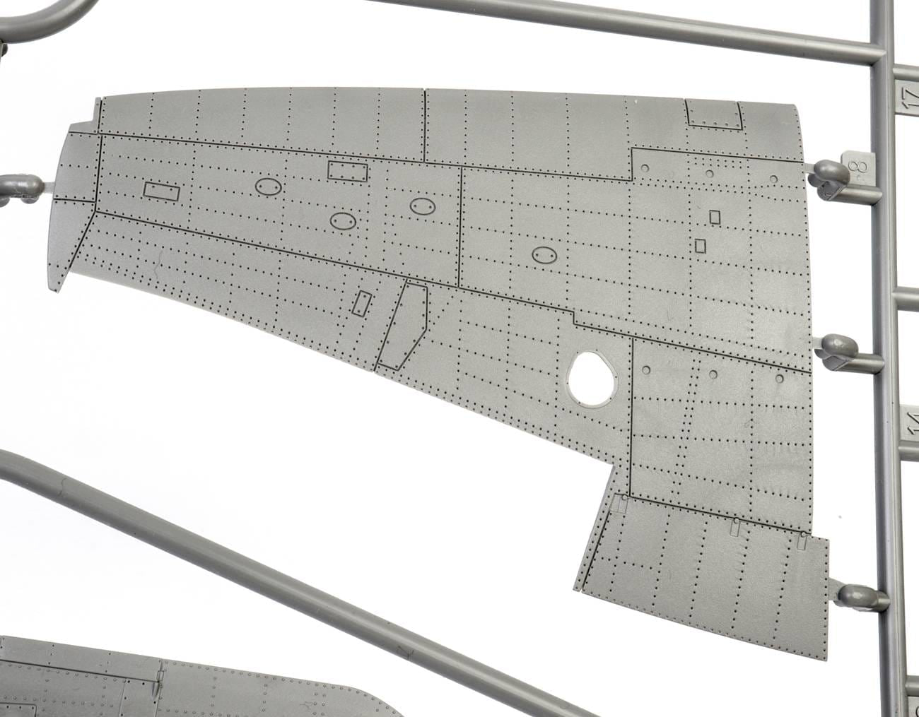 DBMK - 32002 - Hawker Sea Fury FB.11 - sprue