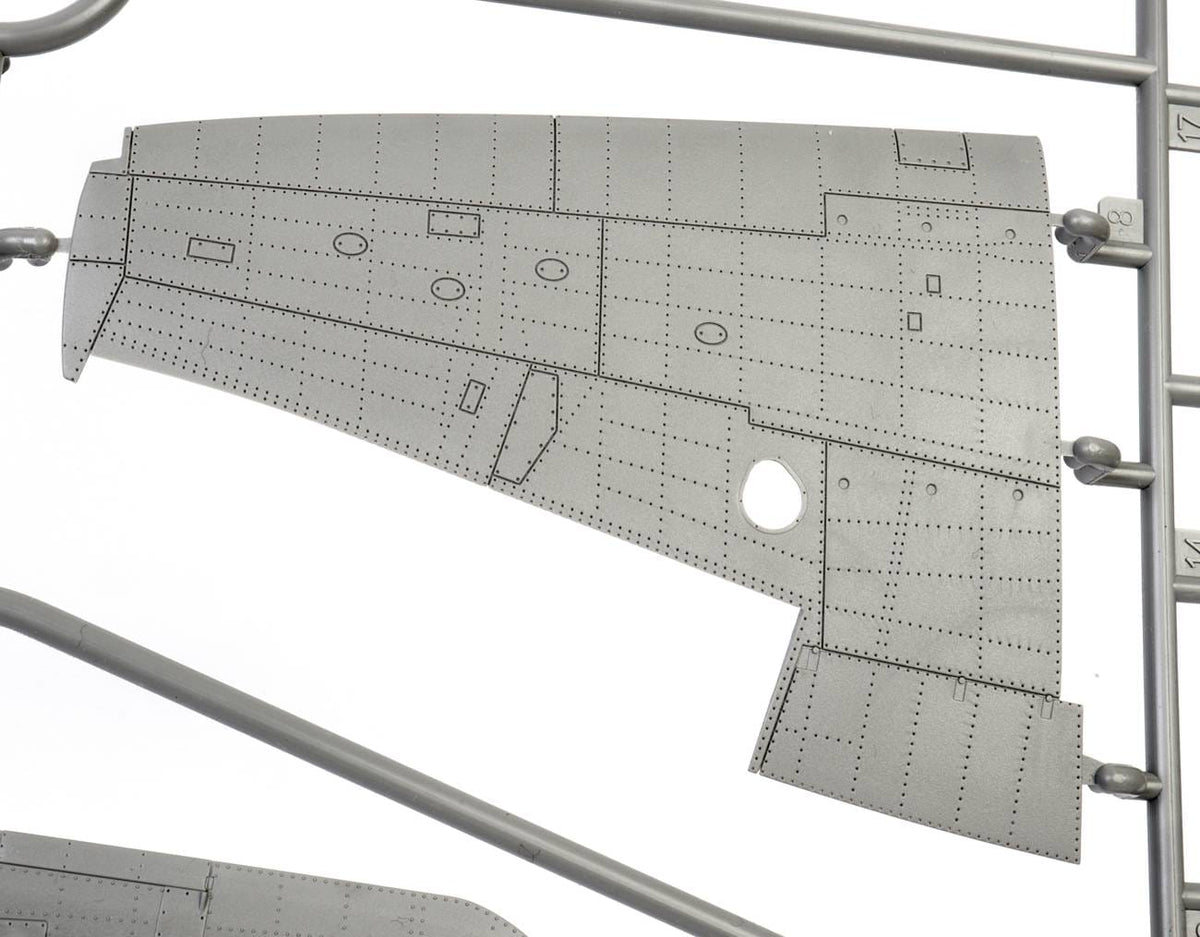 217 - DBMK - 32002 - Hawker Sea Fury FB.11 - sprue