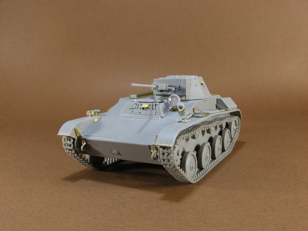 601 -  - unpainted model