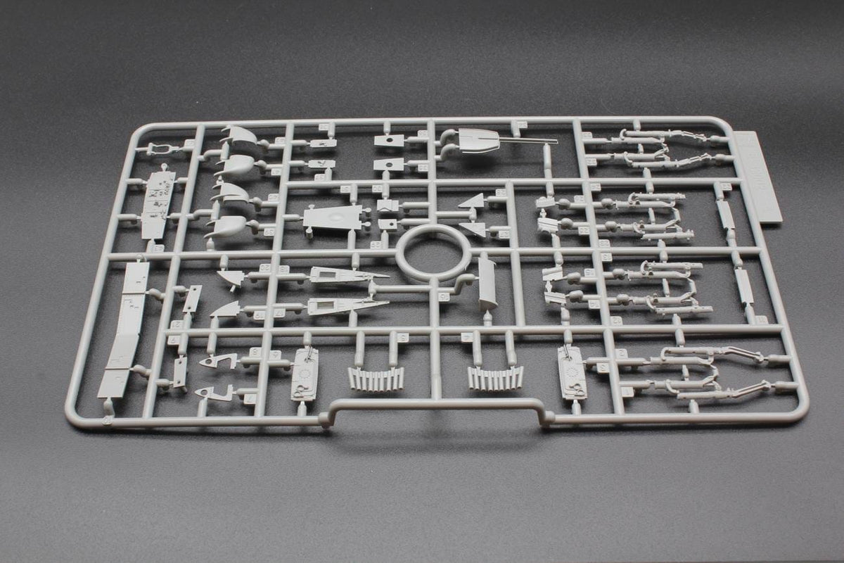 203 - DBMK - 32002 - Hawker Sea Fury FB.11 - sprue