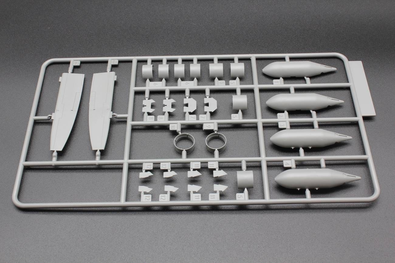 DBMK - 32002 - Hawker Sea Fury FB.11 - sprue