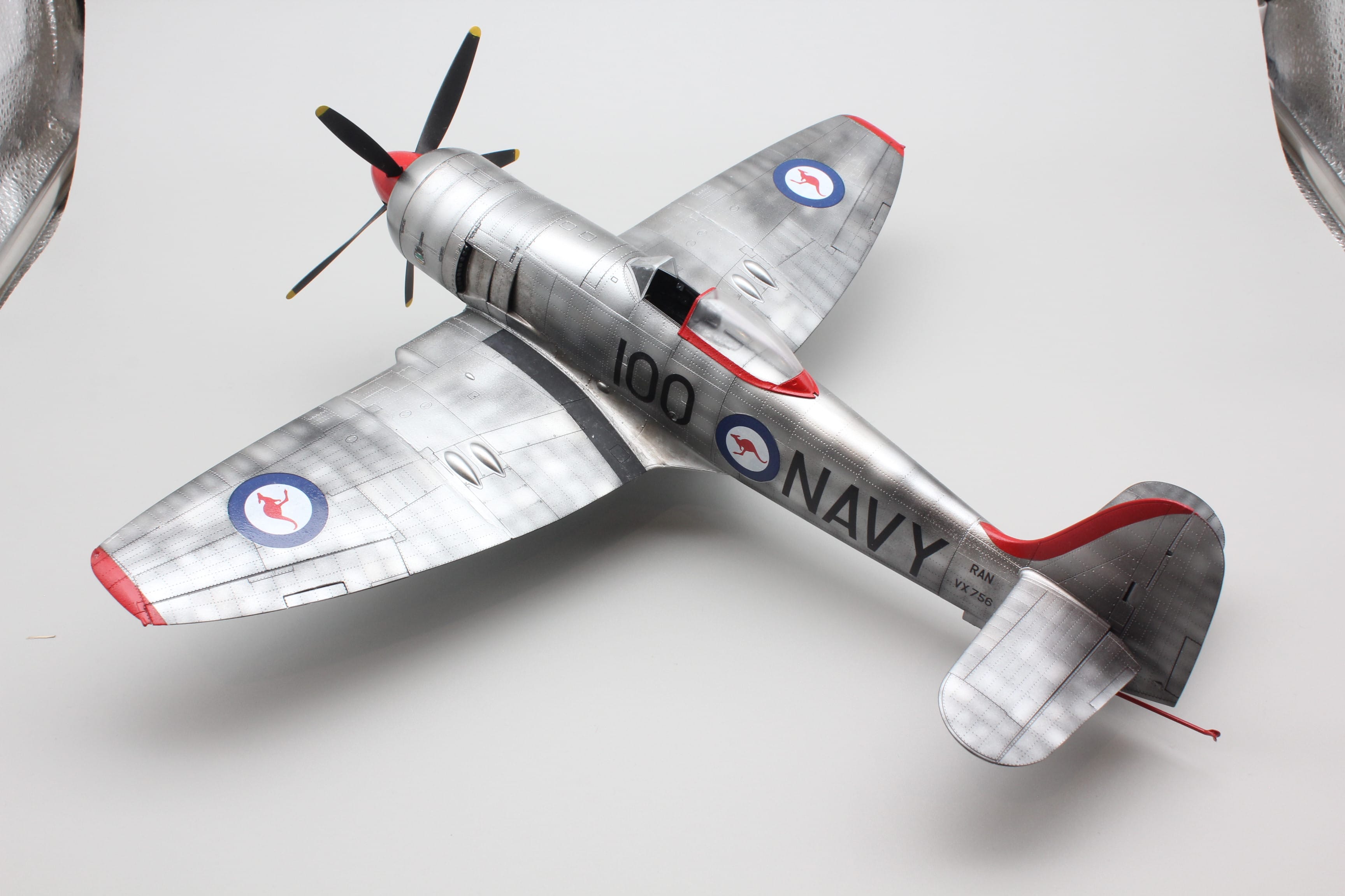 DBMK - 32002 - Hawker Sea Fury FB.11 - painted model