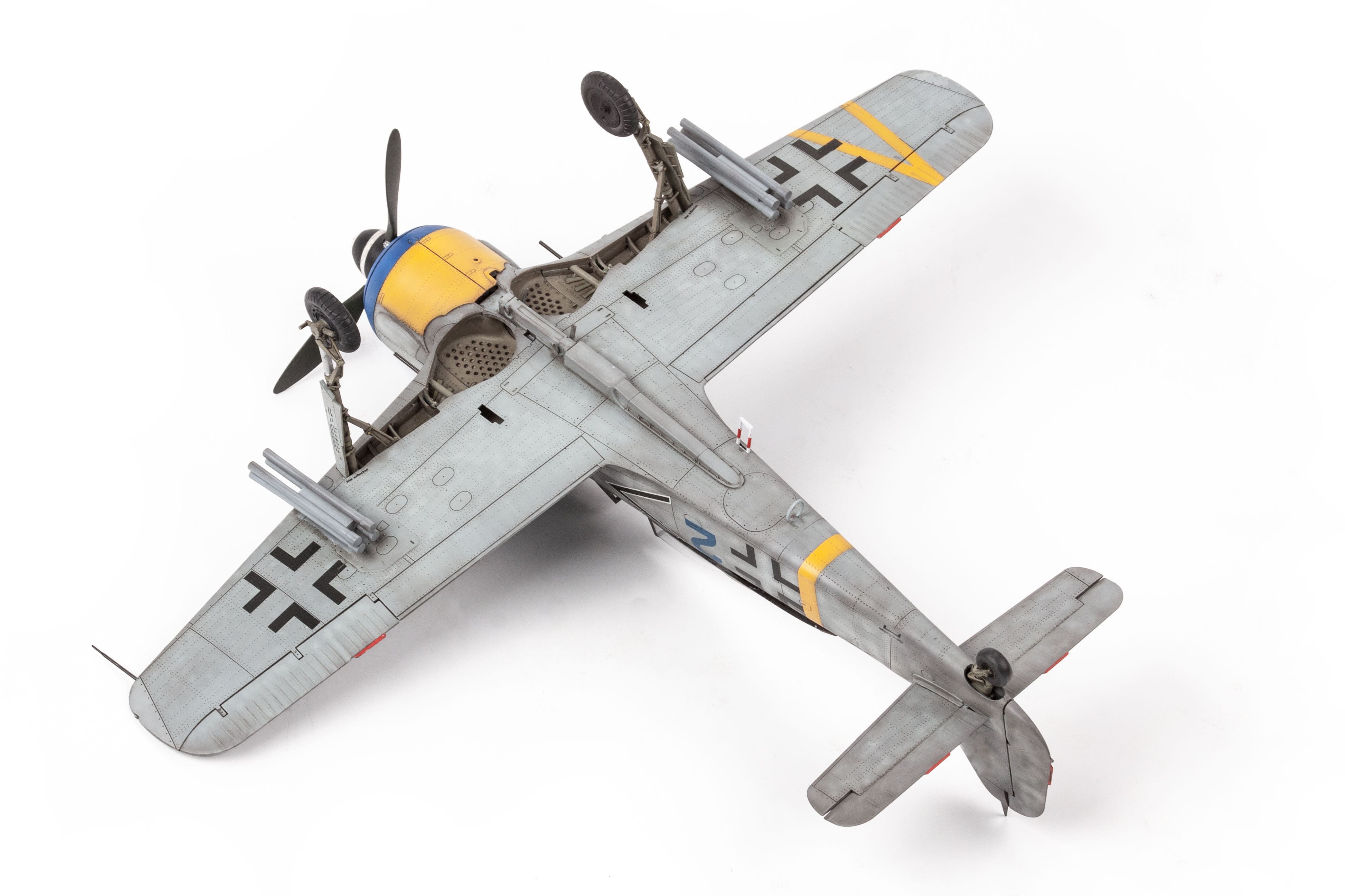 Eduard - 82139 - Focke-Wulf Fw 190 F-8 - painted model