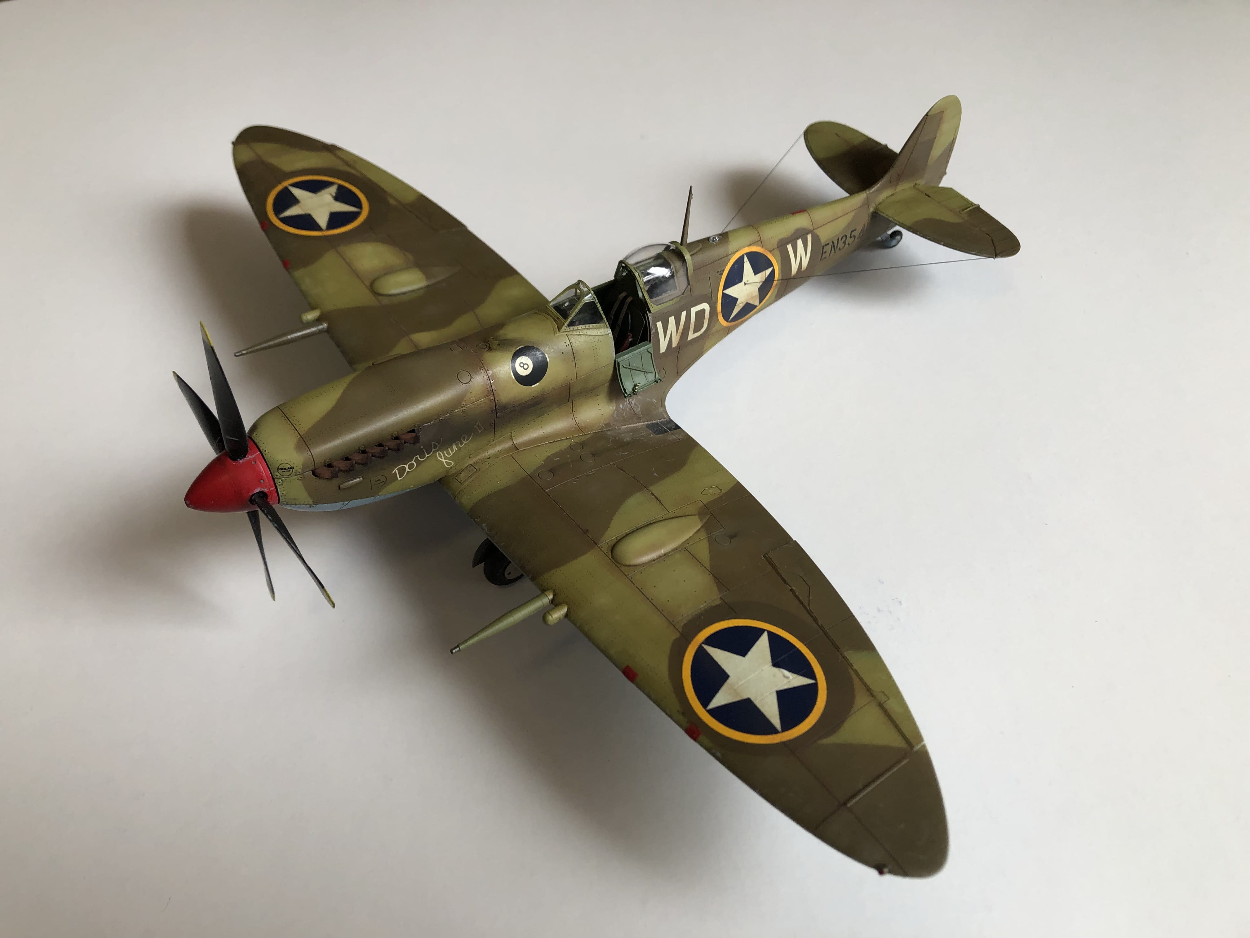 Eduard - 8282 - Supermarine Spitfire Mk IX - painted model