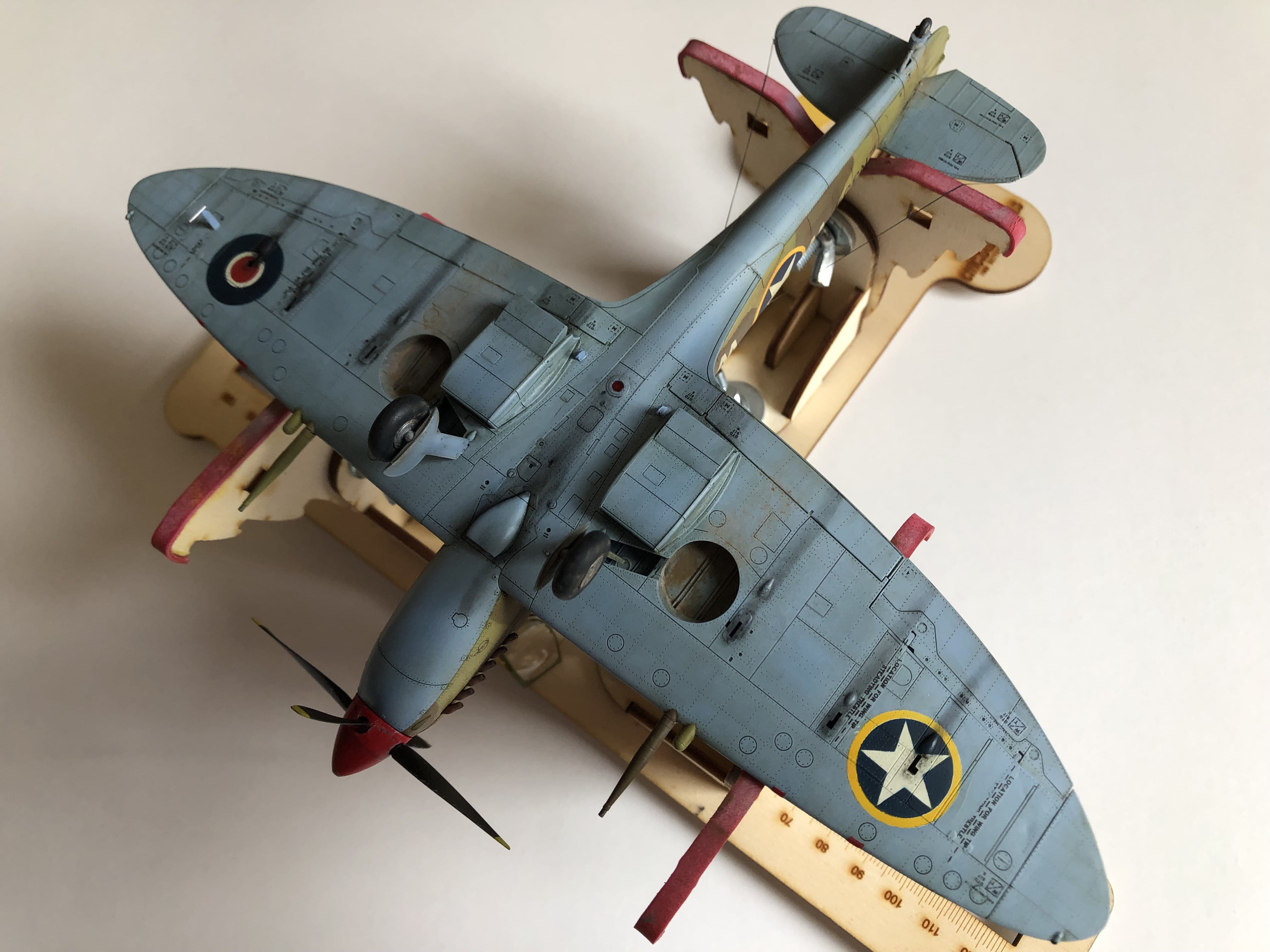 Eduard - 8282 - Supermarine Spitfire Mk IX - painted model