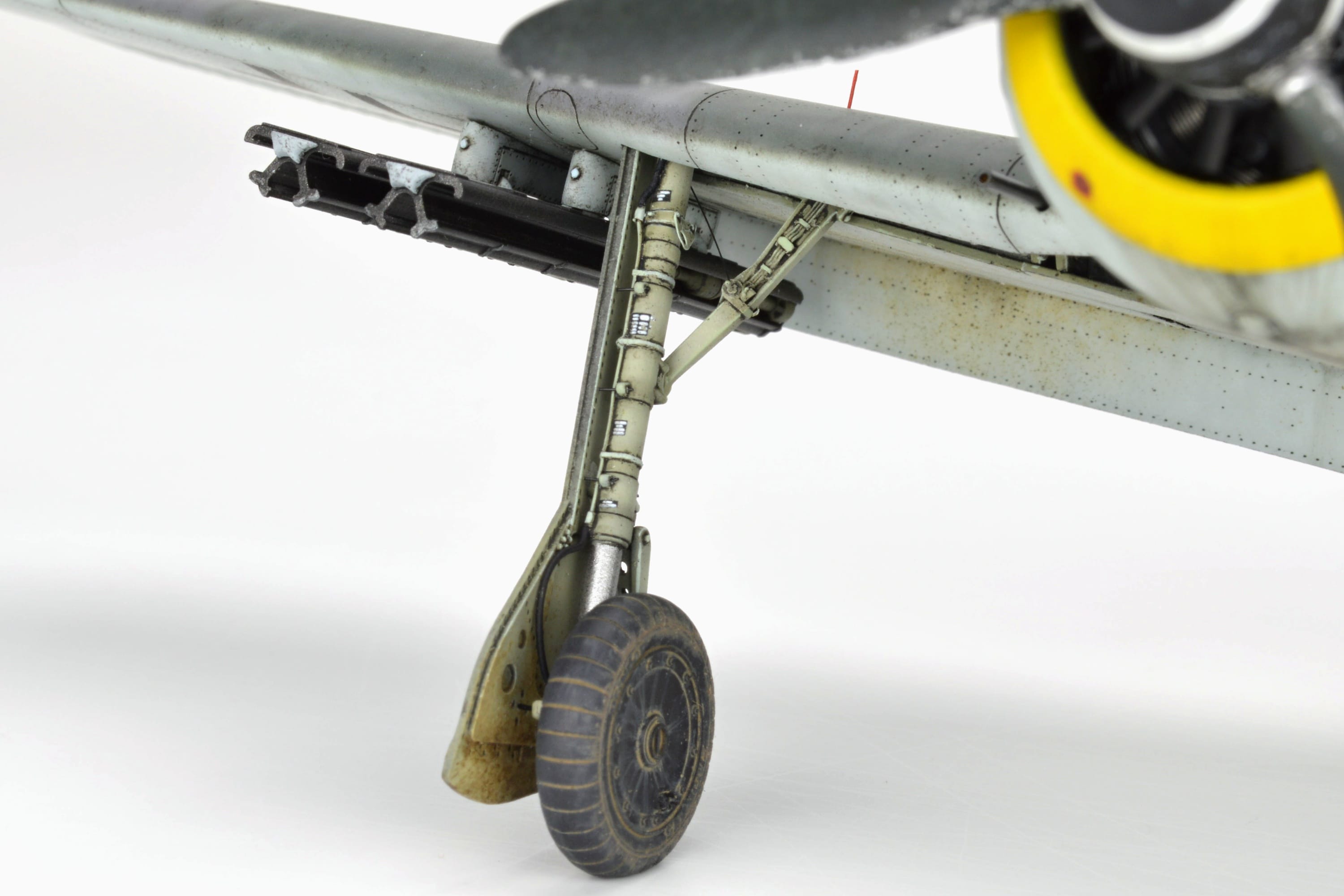 Eduard - 82139 - Focke-Wulf Fw 190 F-8 - painted model