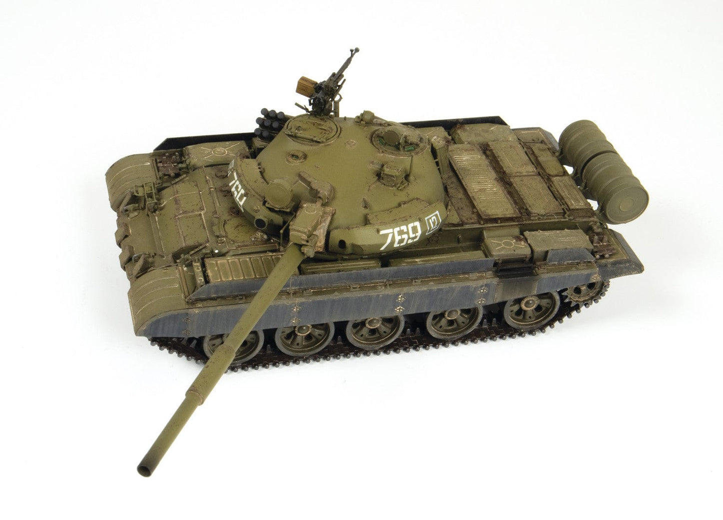 700 - Zvezda - 3679 - T-62M - painted model