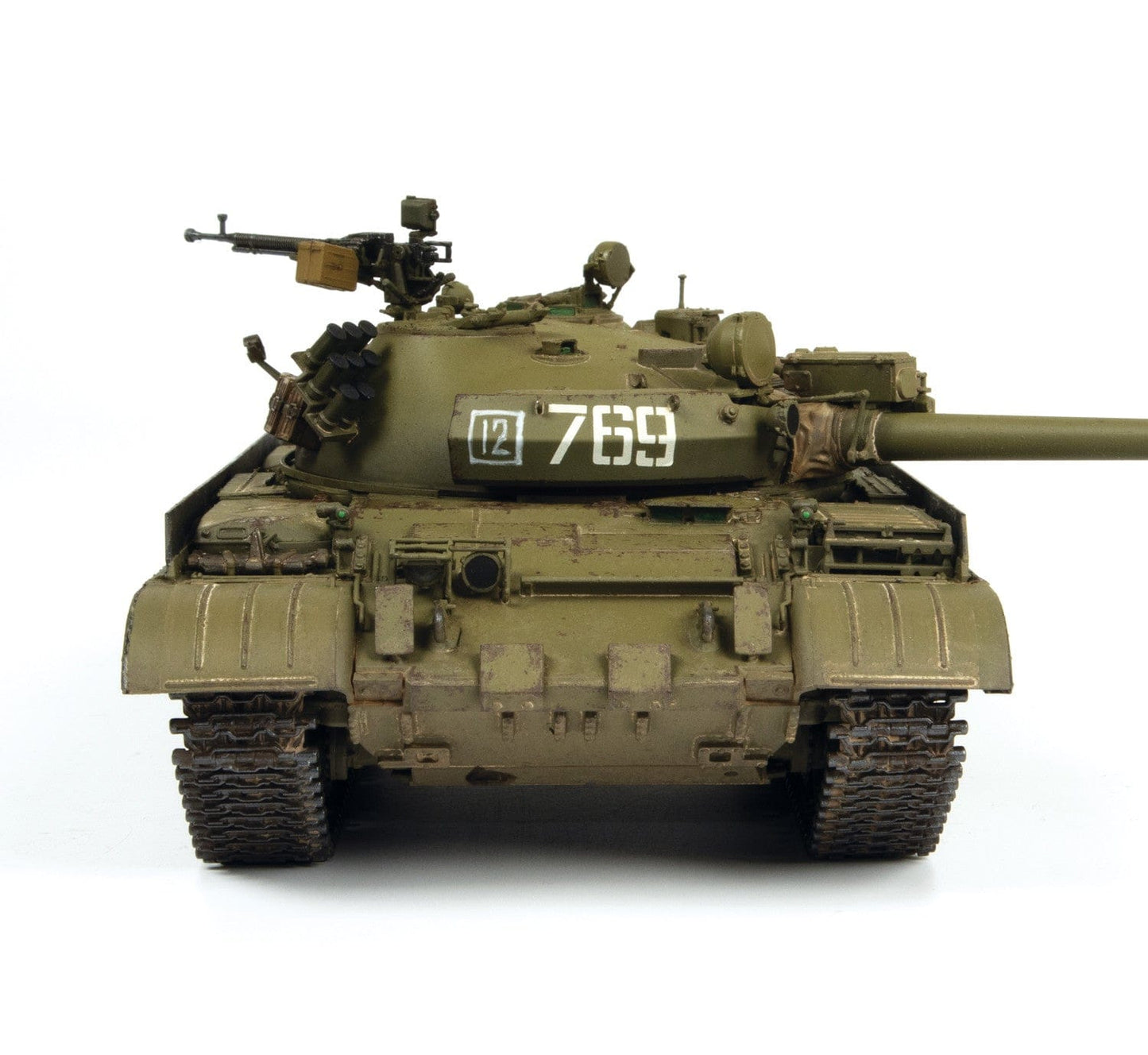 701 - Zvezda - 3679 - T-62M - painted model
