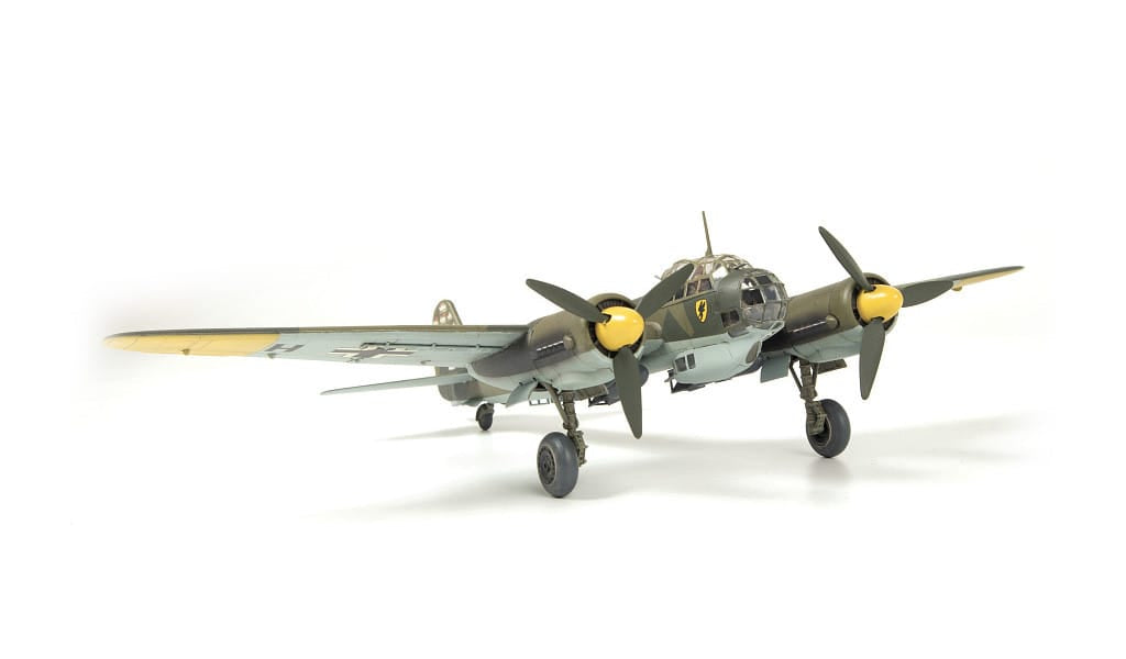 Zvezda - 7282 - Junkers Ju-88 A-4 G - painted model