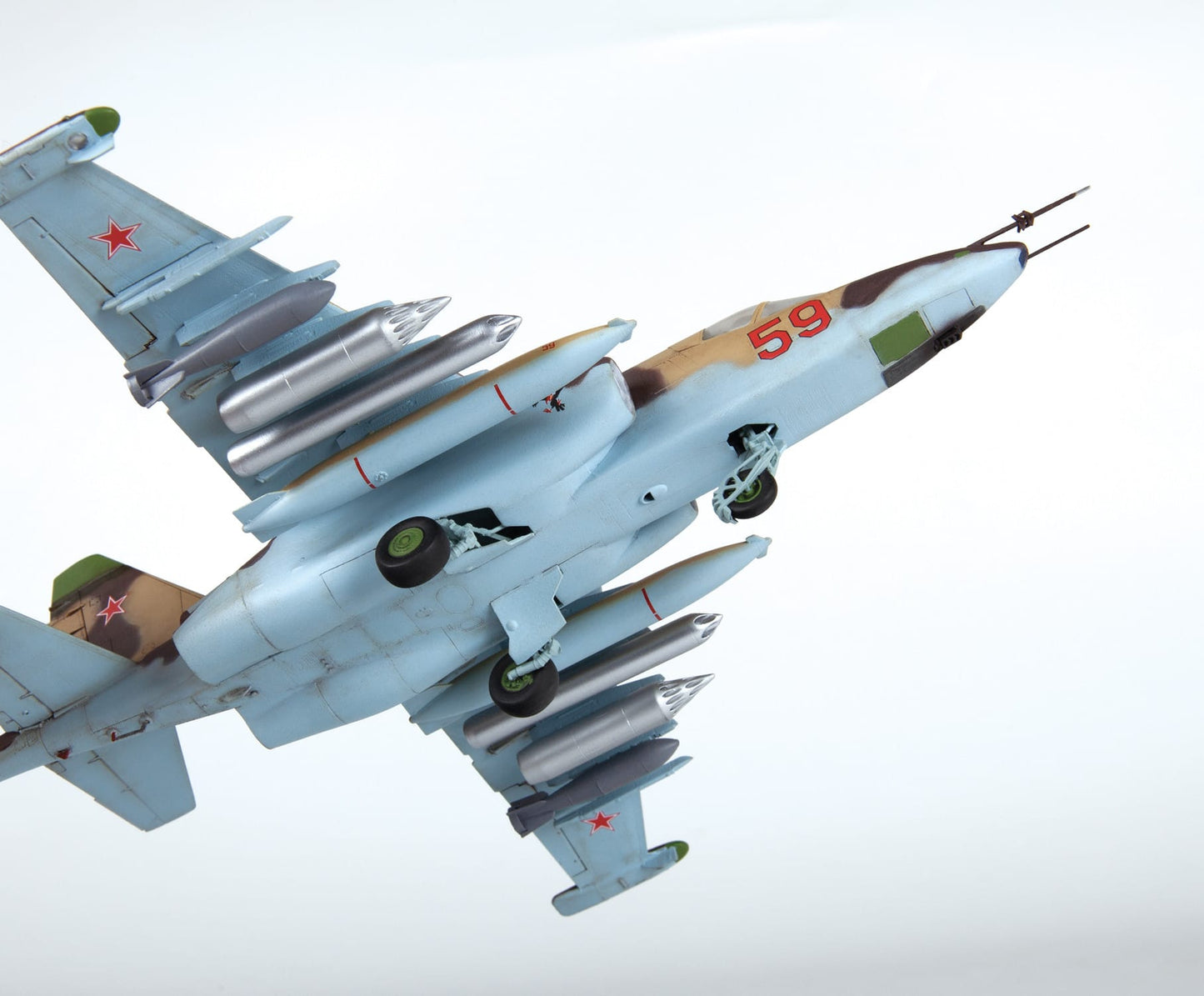 703 - Zvezda - 7312 - Sukhoi Su-25 Frogfoot - painted model