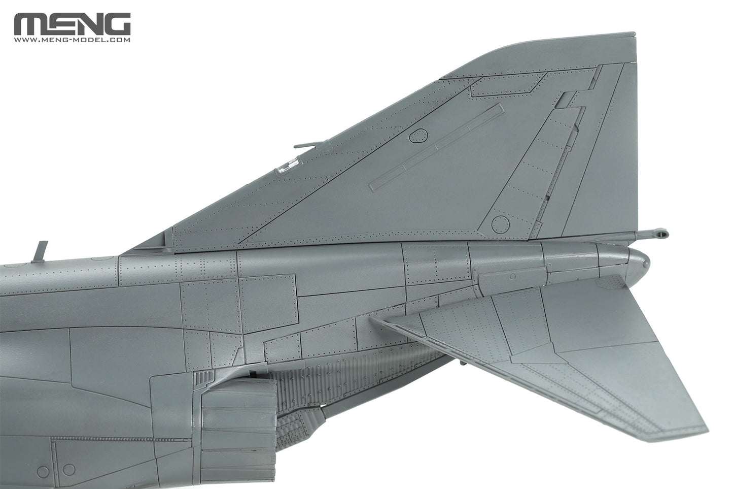 506 - digital model - The unique anhedral angle horizontal stabilizers are movable.