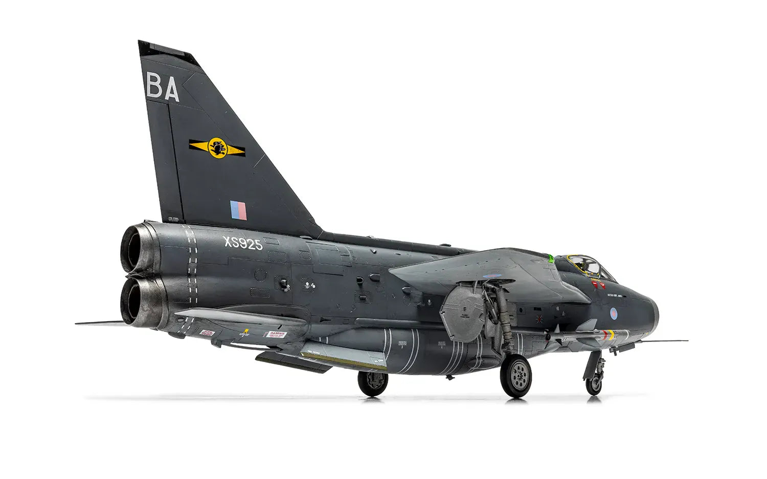 Airfix - A09178A - English Electric Lightning F.6 - painted model