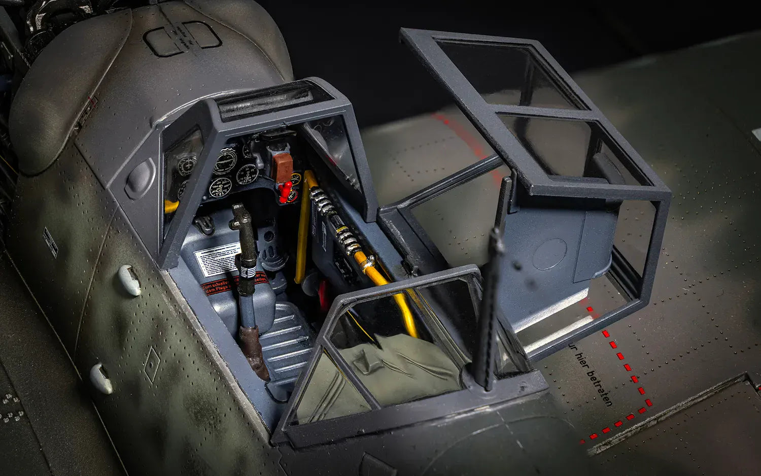 Airfix - A17003 - Messerschmitt Bf 109 G-5 / G-6 - painted model