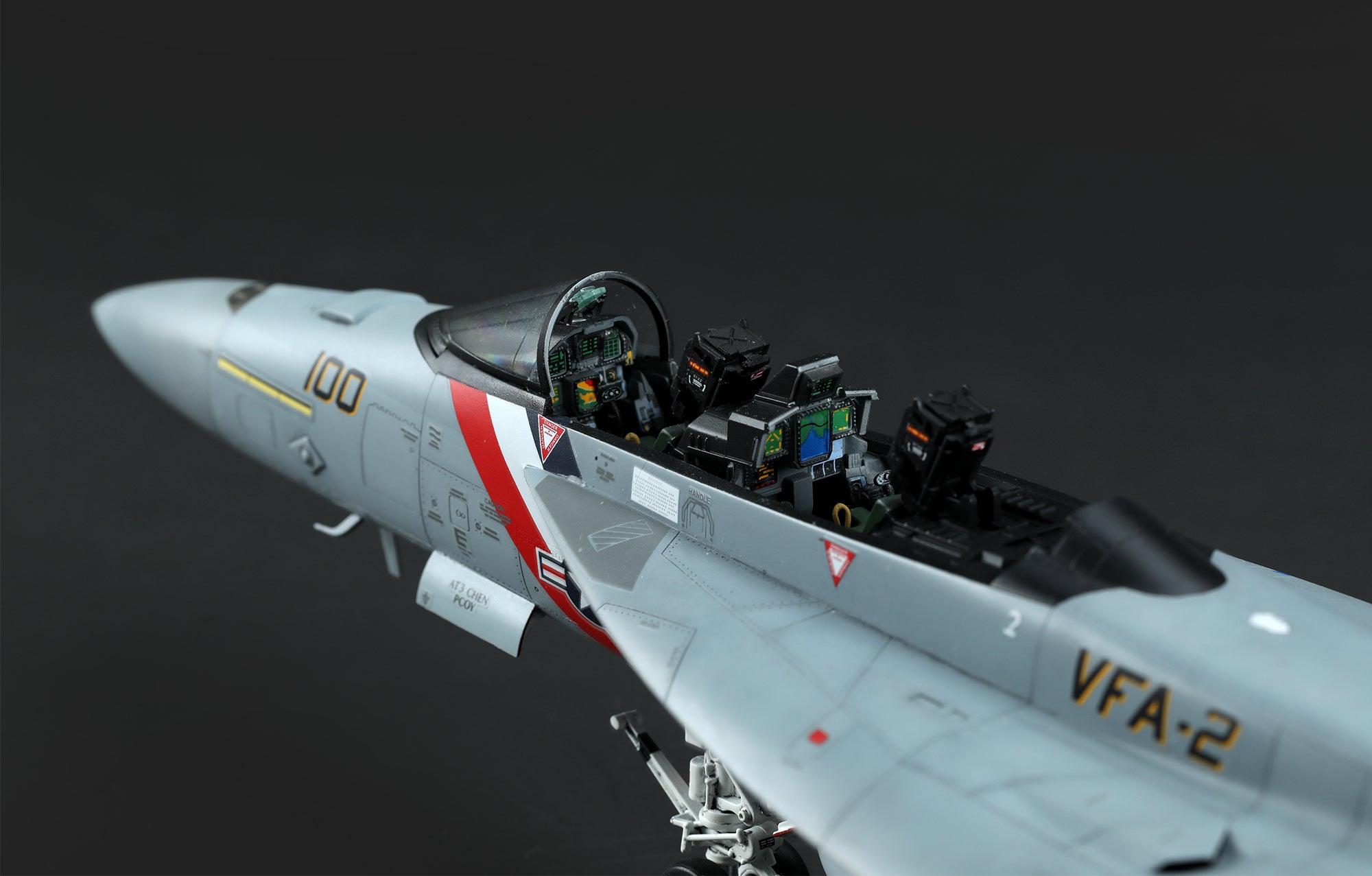 painted model - The two-seat variant’s cockpit and cockpit interior equipment are precisely replicated.