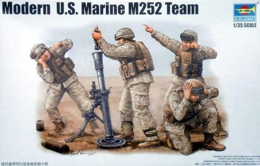 010 - United States Marines M252 Mortar Team - primary image