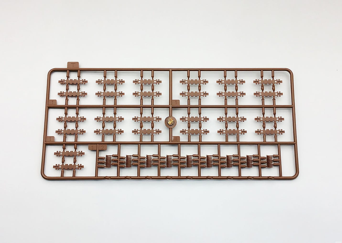 207 - Amusing Hobby - 35A015 - Pz.Kpfw. E-100 (Krupp Turret) - sprue