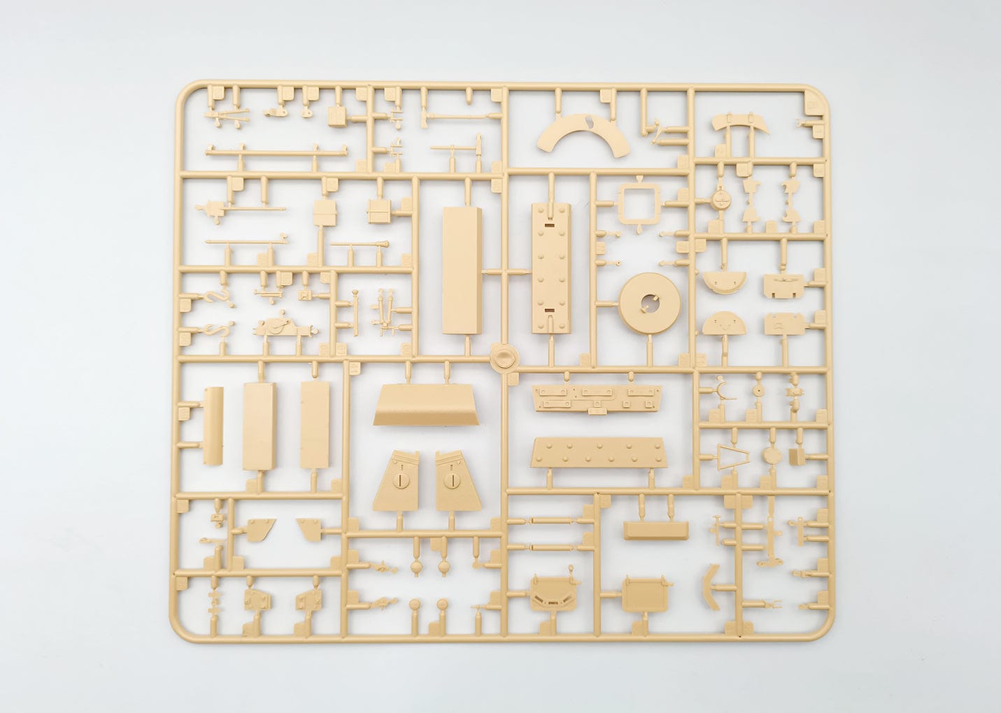 208 - Amusing Hobby - 35A030 - Panzerjäger Tiger (P) Ferdinand [Interior Kit] and 16t Fries Strassenbockkran - sprue