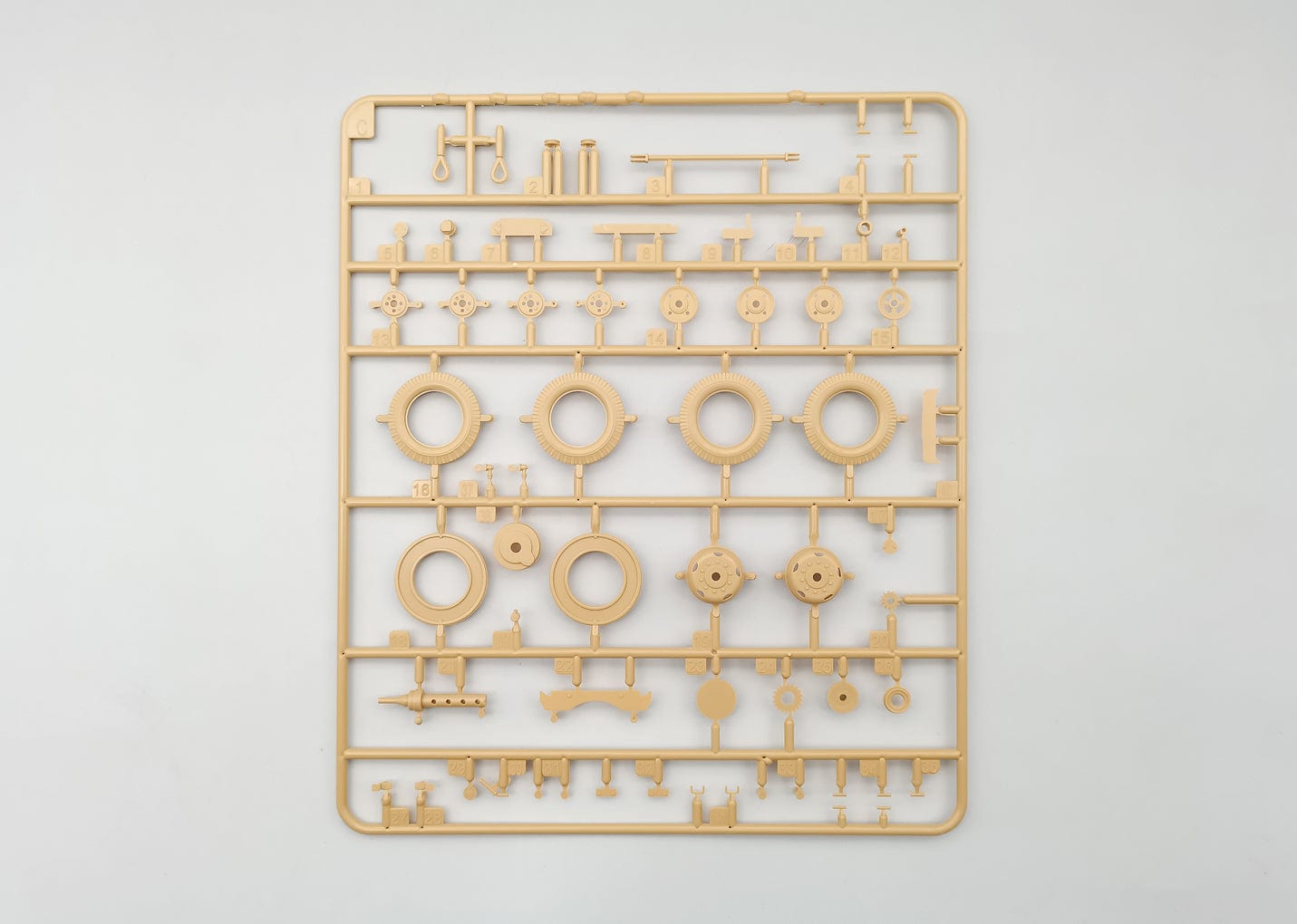 217 - Amusing Hobby - 35A030 - Panzerjäger Tiger (P) Ferdinand [Interior Kit] and 16t Fries Strassenbockkran - sprue