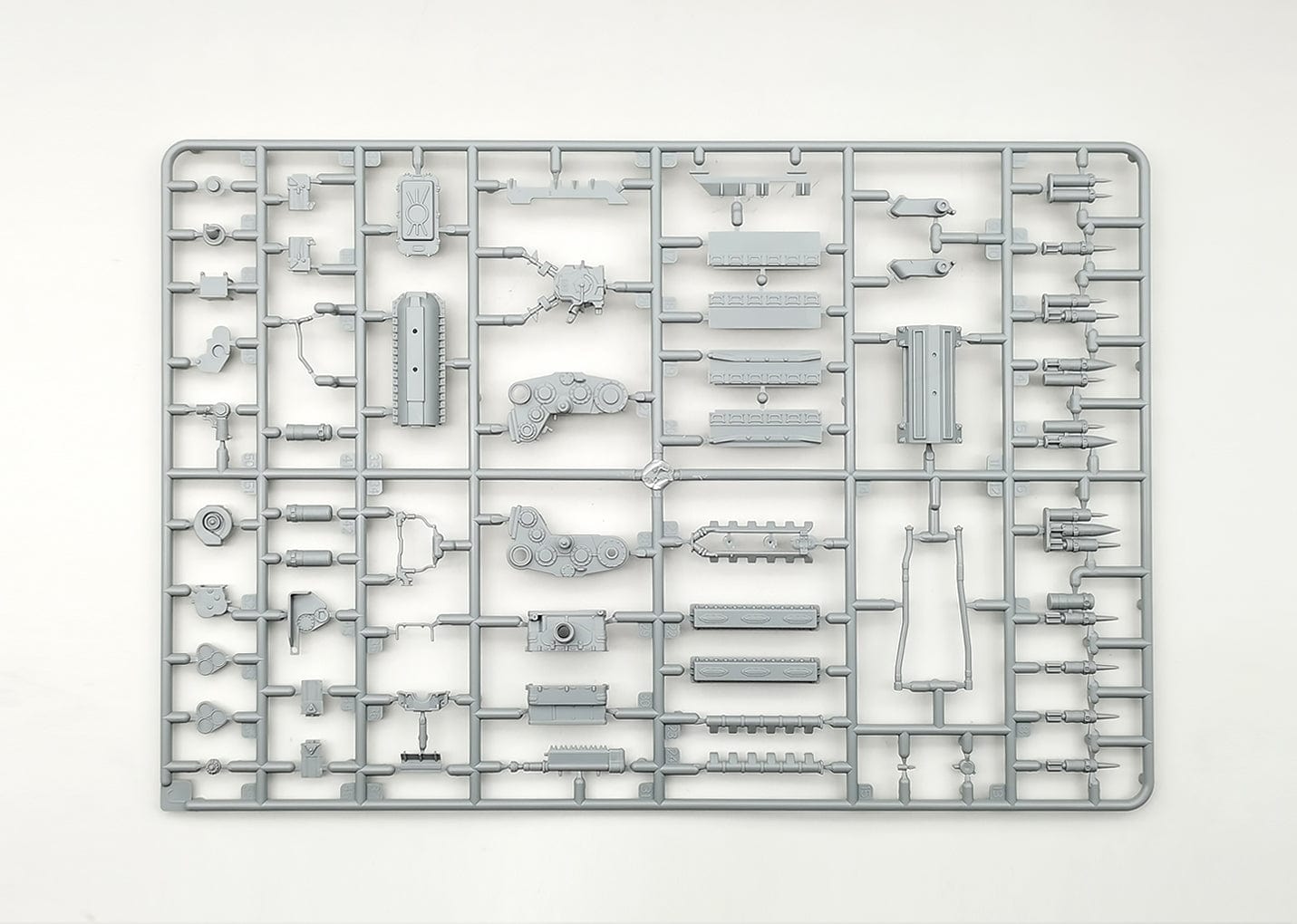 Amusing Hobby - 35A038 - T-72M1 [Interior Kit] - sprue