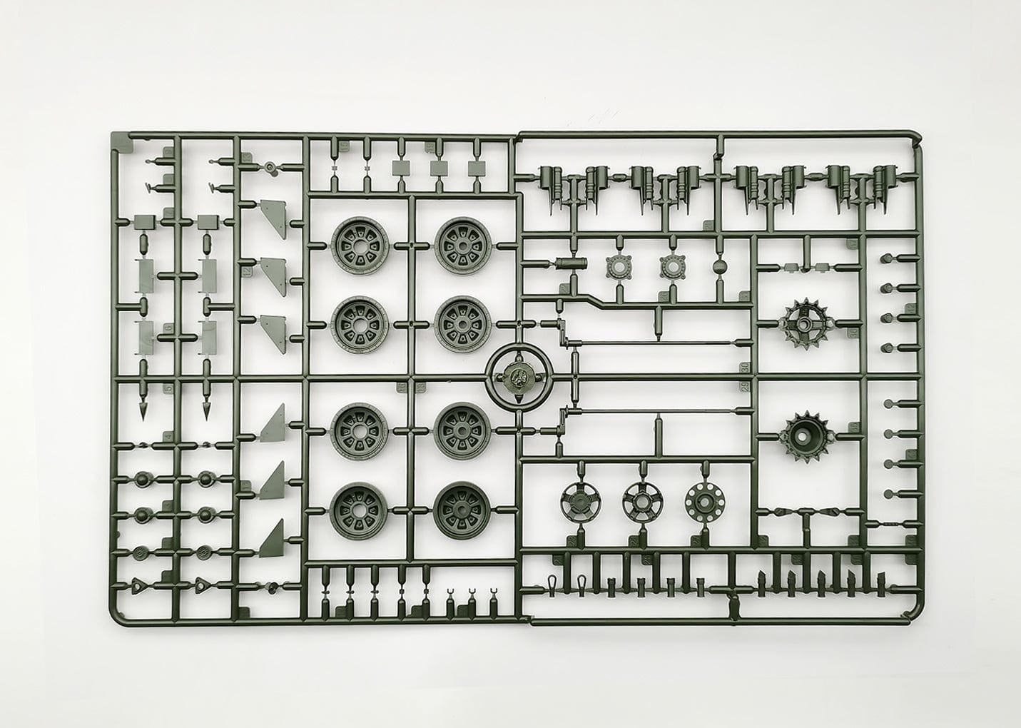 Amusing Hobby - 35A038 - T-72M1 [Interior Kit] - sprue