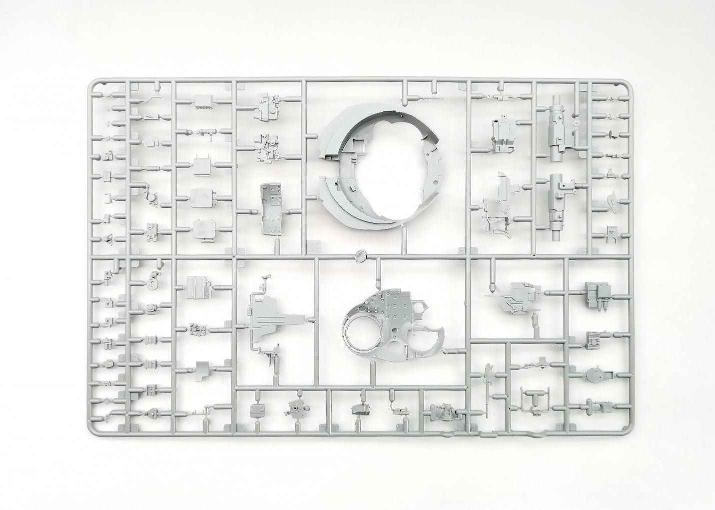 202 - Amusing Hobby - 35A041 - T-72AV [Interior Kit] - sprue
