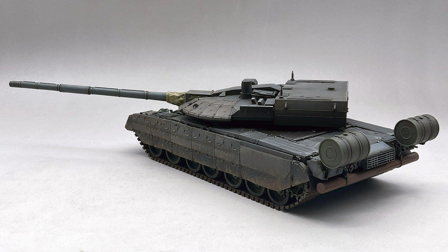 703 - Amusing Hobby - 35A064 - Object 640 Black Eagle - painted model
