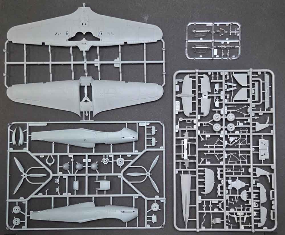 200 - Arma Hobby - 40015 - Hawker Hurricane Mk I - sprue