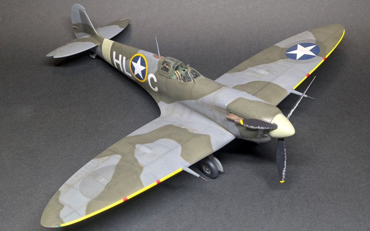 713 - Kotare - 32006 - Supermarine Spitfire Mk Vb (early) - painted model