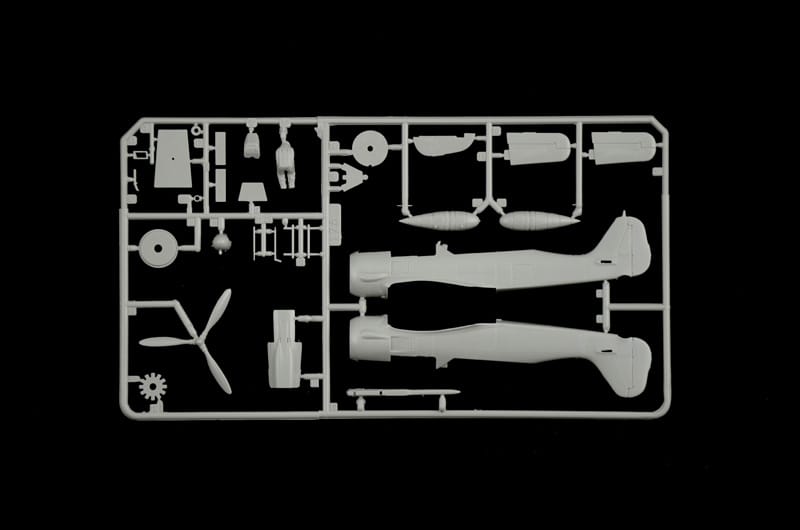 200 - Italeri - 1490 - Focke-Wulf Fw 190 A-7/A-8 ‘WWII Aces’ - sprue