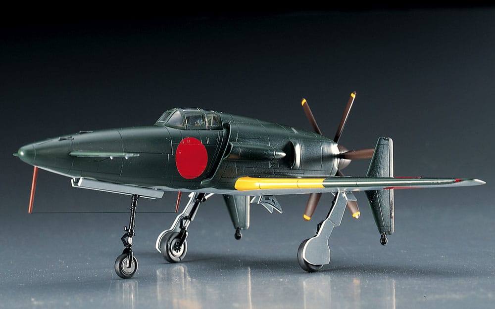 700 - Hasegawa - D20 - Kyūshū J7W1 Shinden - painted model