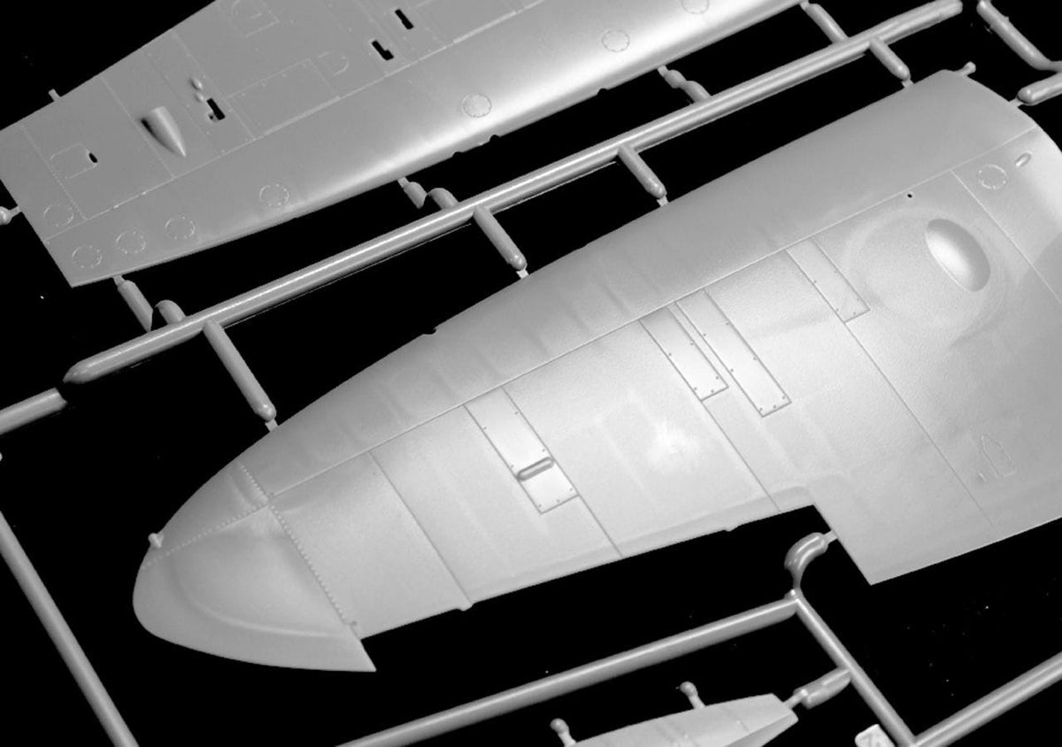 210 - Kotare - 32001 - Supermarine Spitfire Mk Ia (mid) - sprue