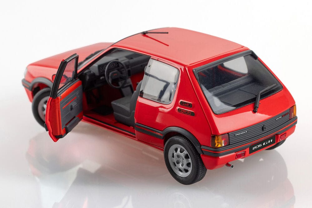 701 - Heller - 82705 - Peugeot 205 GTI - painted model