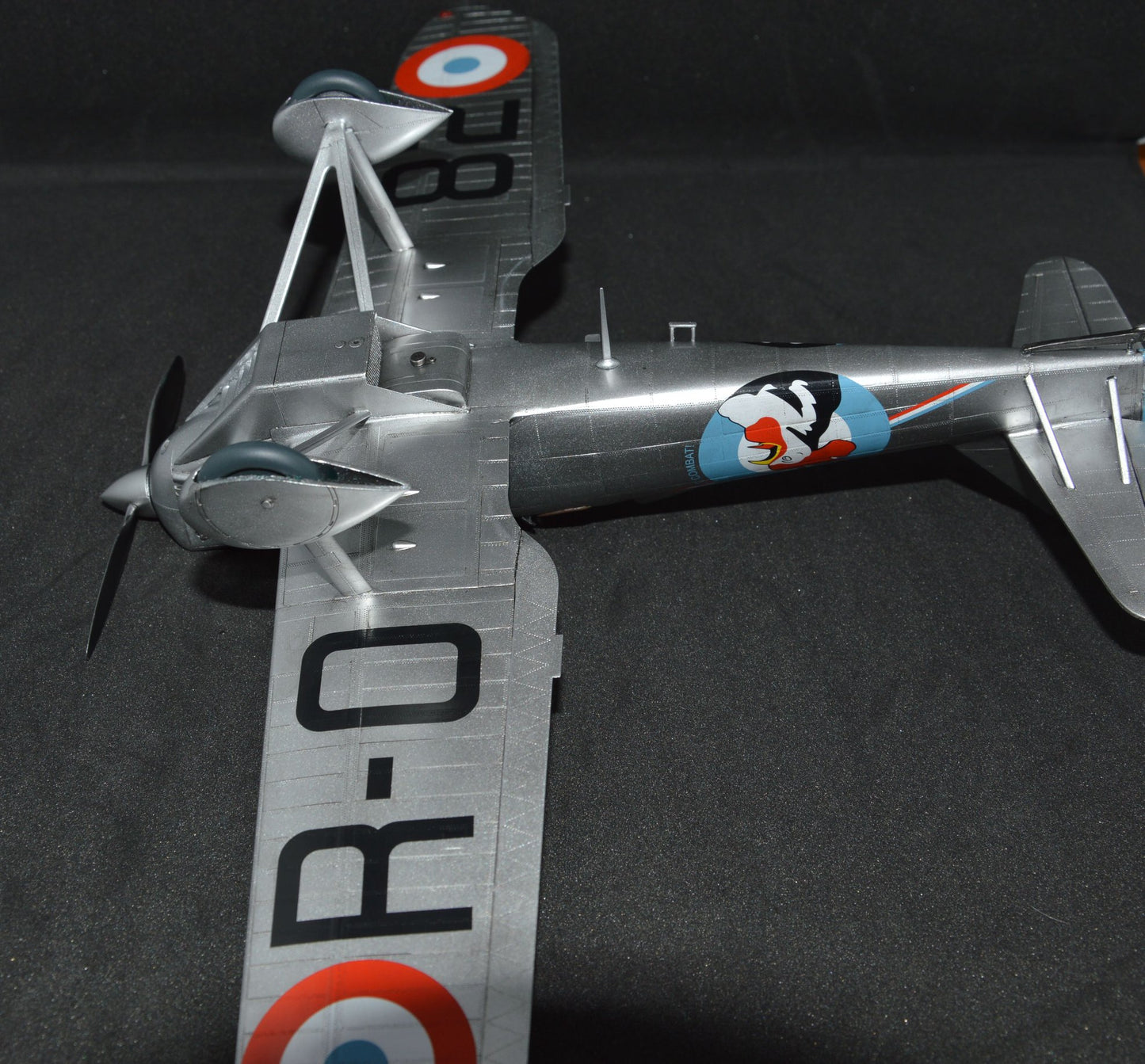 718 - Dora Wings - 32001 - Dewoitine D.500 - painted model