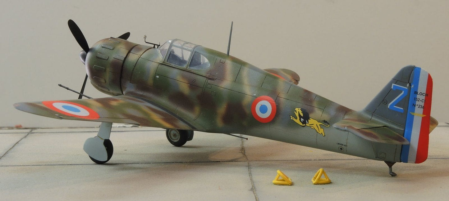 722 - Dora Wings - 48019 - Bloch MB.152 (late) - painted model