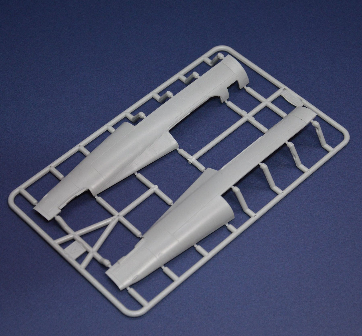 200 - Dora Wings - 48021 - Bloch MB.155.С1 - sprue
