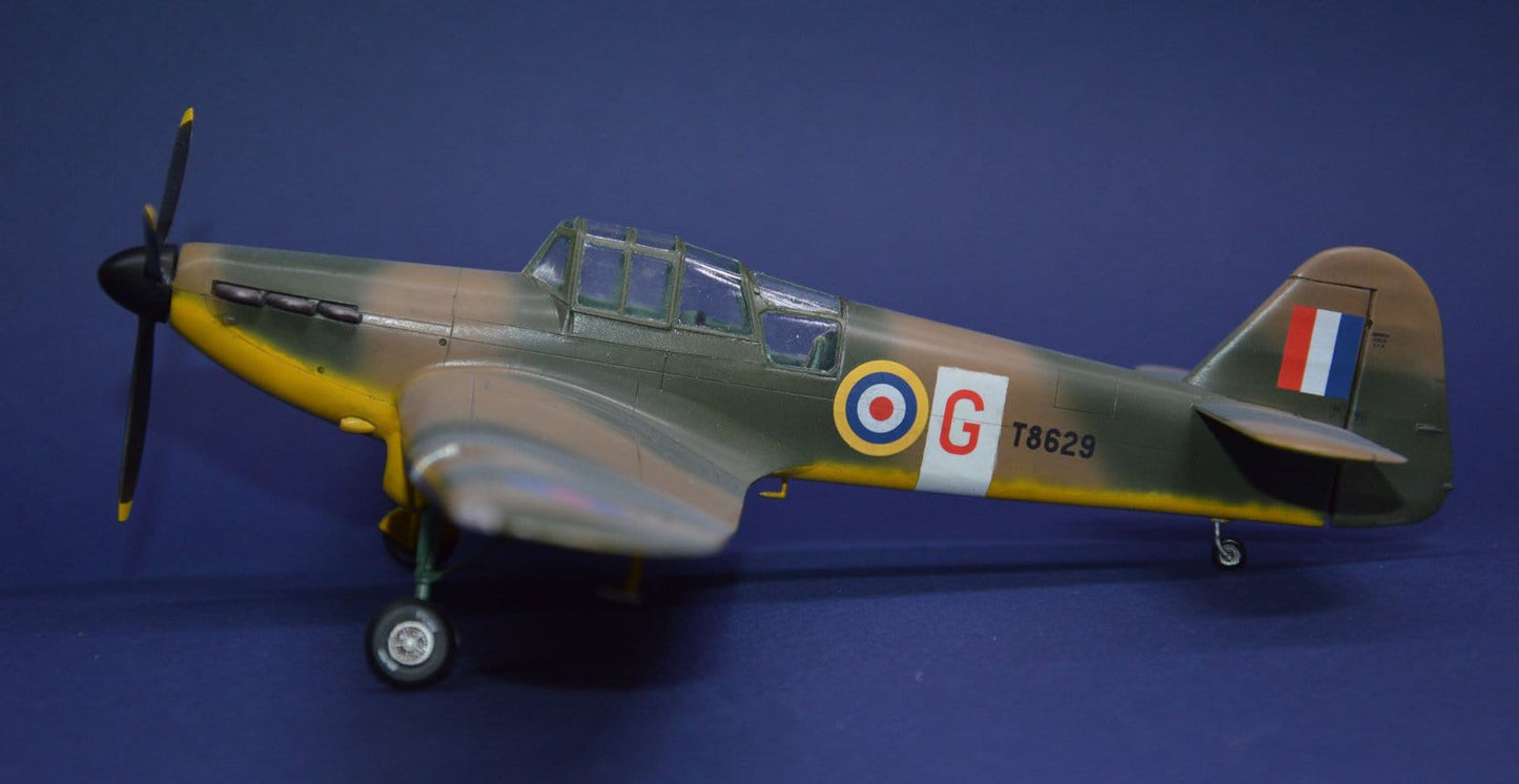 709 - Dora Wings - 48033 - Miles M.9A Master Mk I - painted model