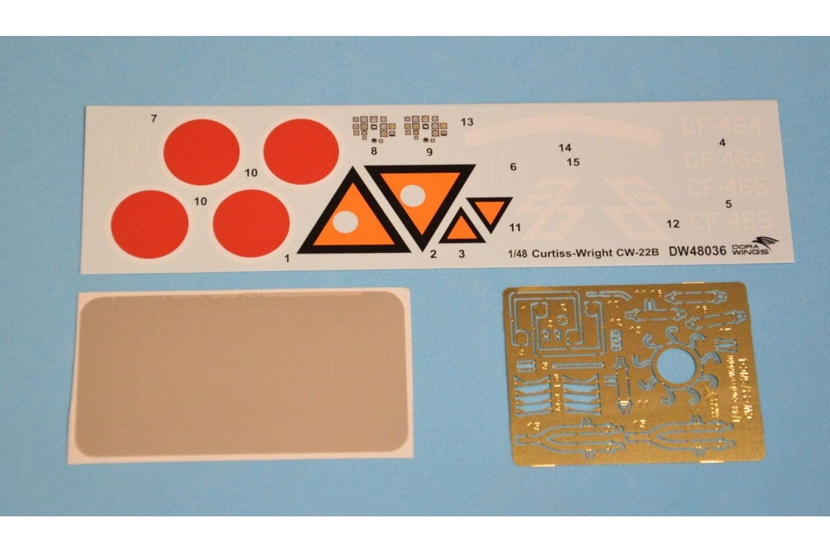 400 - Dora Wings - 48026 - Gee Bee (early) - decals