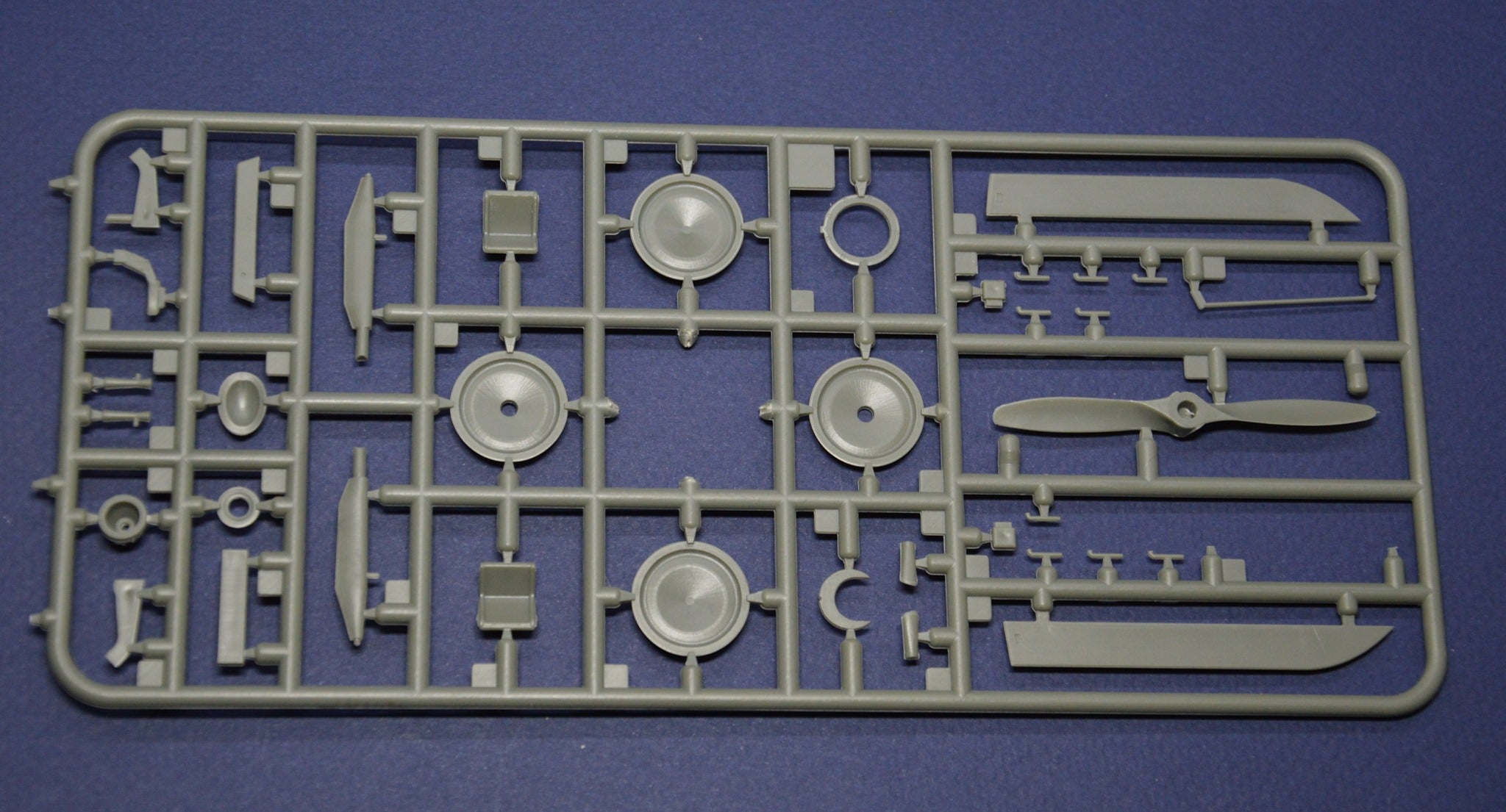 Dora Wings - 48037 - Morane-Saulnier MS.230 - sprue