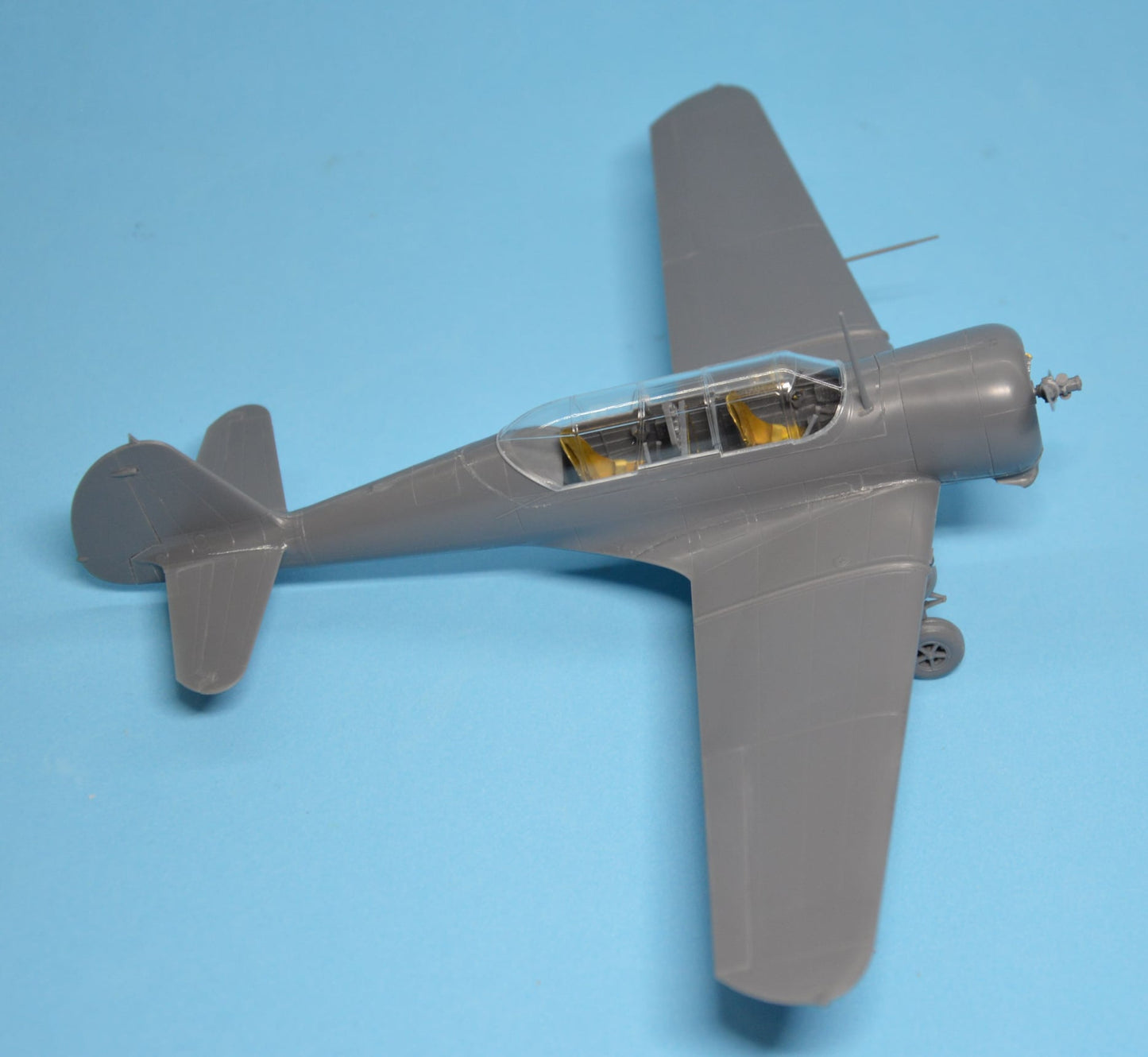 608 - Dora Wings - 48041 - Curtiss-Wright SNC-1 Falcon - unpainted model